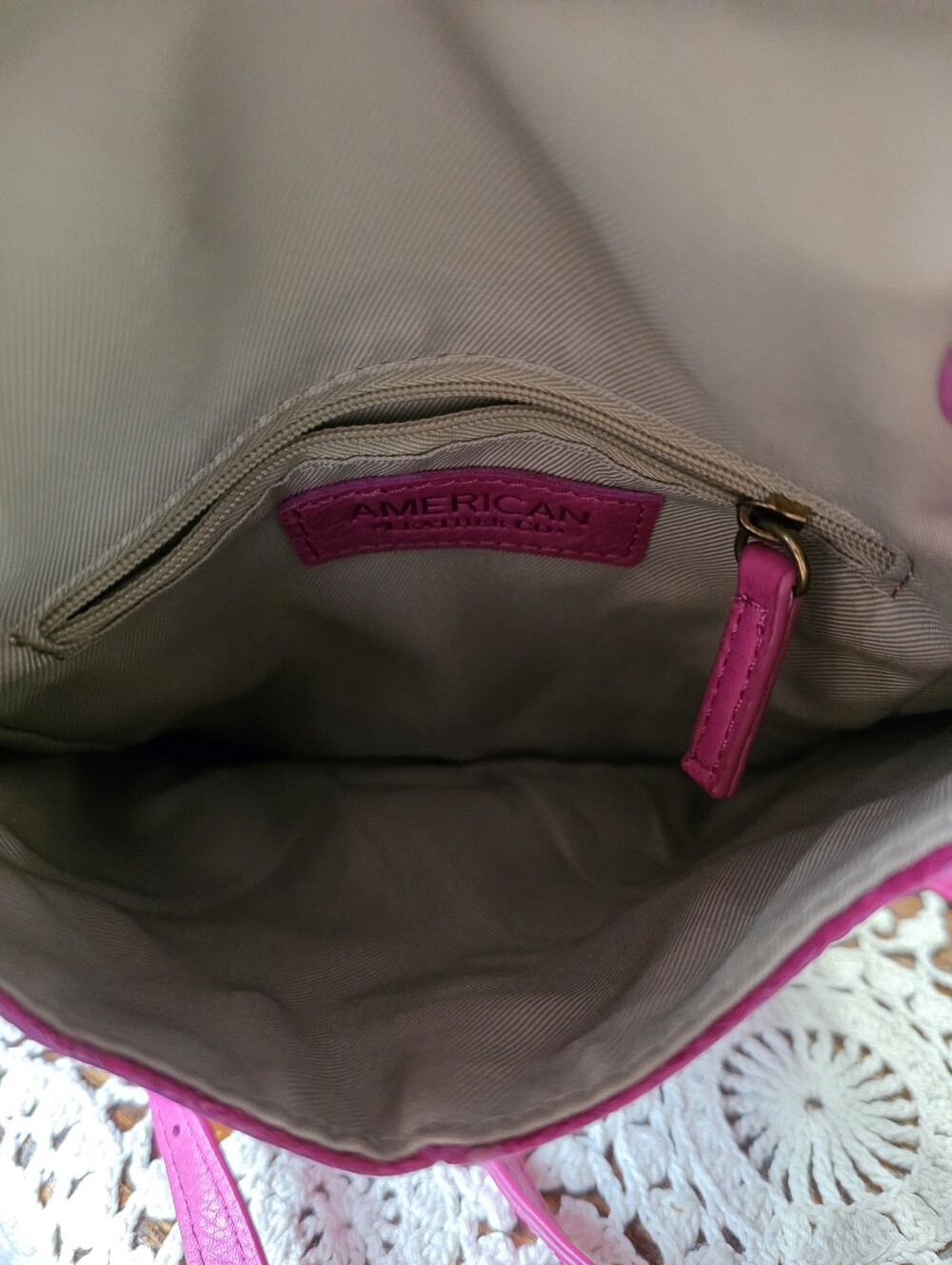 American Leather Co. Pink Leather Crossbody Bag - Picture 7 of 13